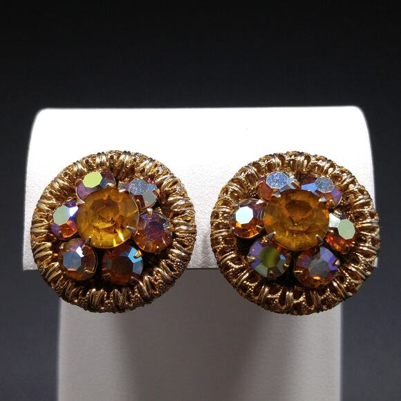 Vintage Topaz Rhinestone Mesh Earrings, Gold Plated, Aurora Borealis, 1950s - Picture 8 of 10